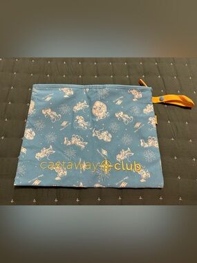 Disney Cruise Line Castaway Club Blue wet/dry bag